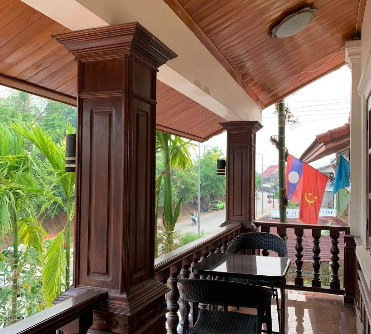Heuang Paseuth Hotel 香帕赛酒店 Luang Prabang 3*,  Laos